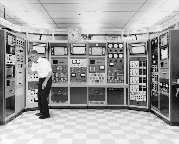 Mainframe-Computer Mainframe-Computer